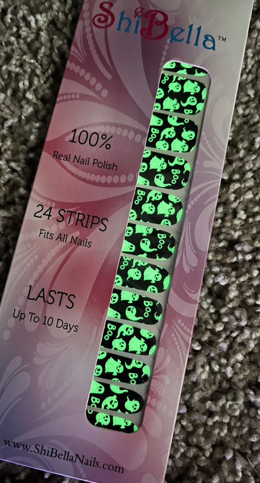 Dark Glow Boo Ghosts- Premium (24 strip line)