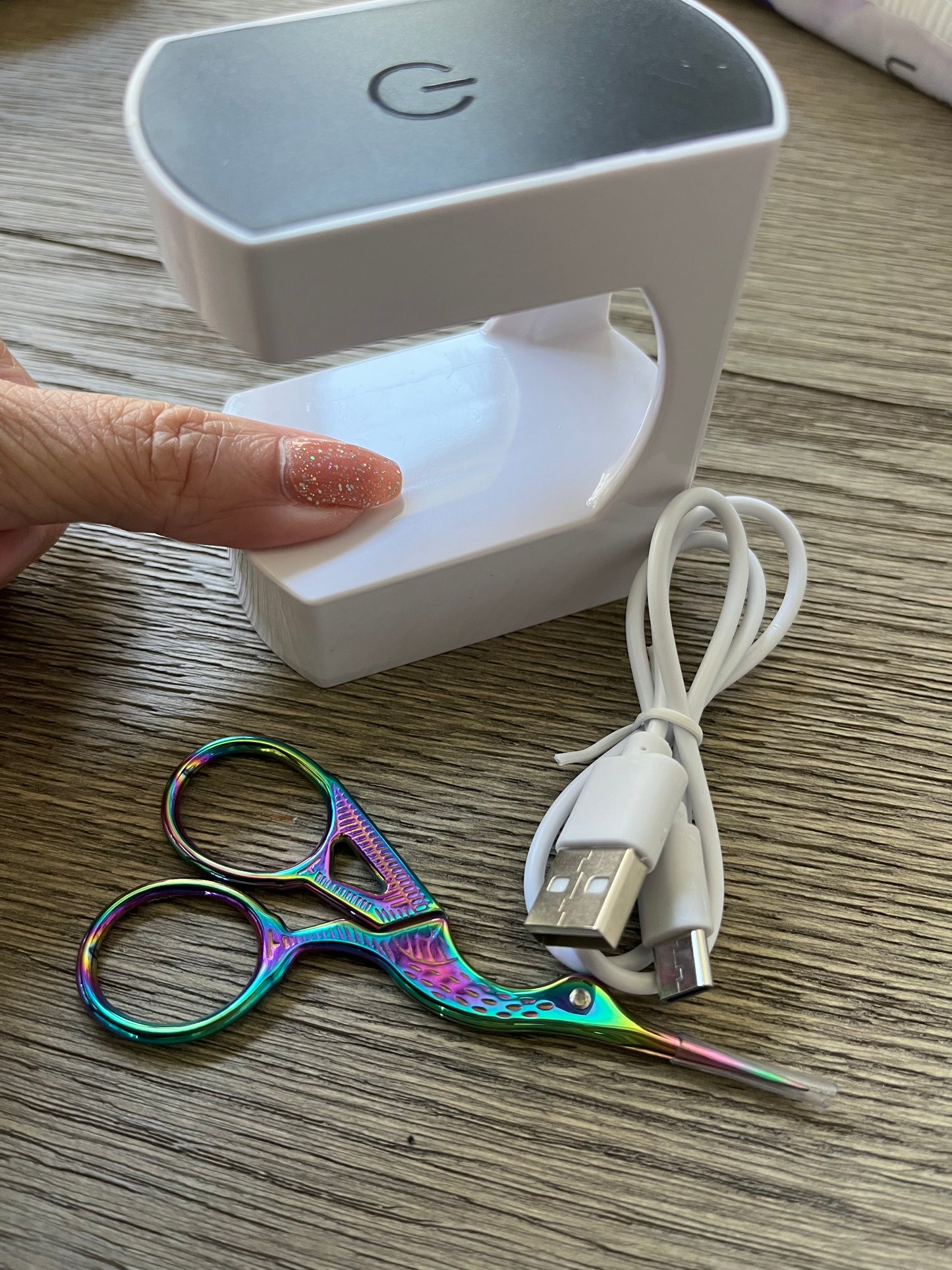 LED Lamp/Scissors Bundle